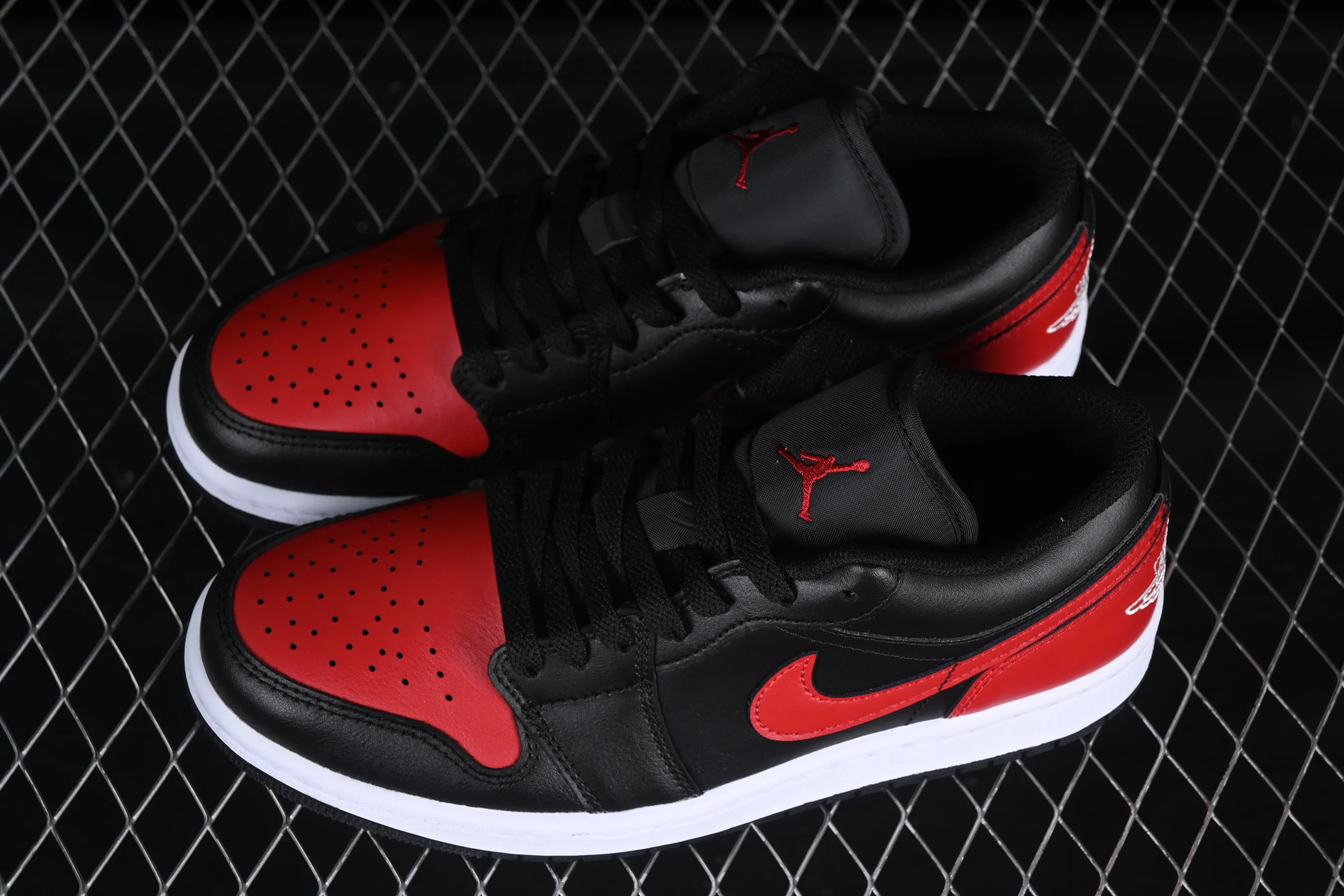 All categories Air Jordan Jordan series basketball shoes Air Jordan 1 Low G version pure original Air Jordan 1 Low AJ1 Joe 1 red and black low-top cultural casual sneakers 553558-067